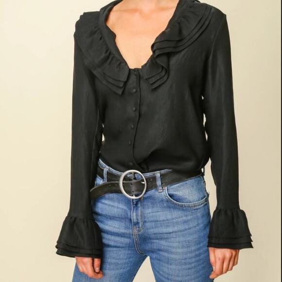 Line + Dot Bobby Ruffle Collar Top - Picture 1 of 8